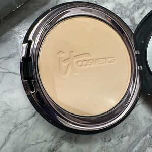 IT Celebration foundation in medium.